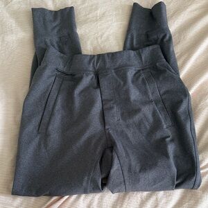 Lululemon men’s Dark Gray Jogger Pants sweatpants